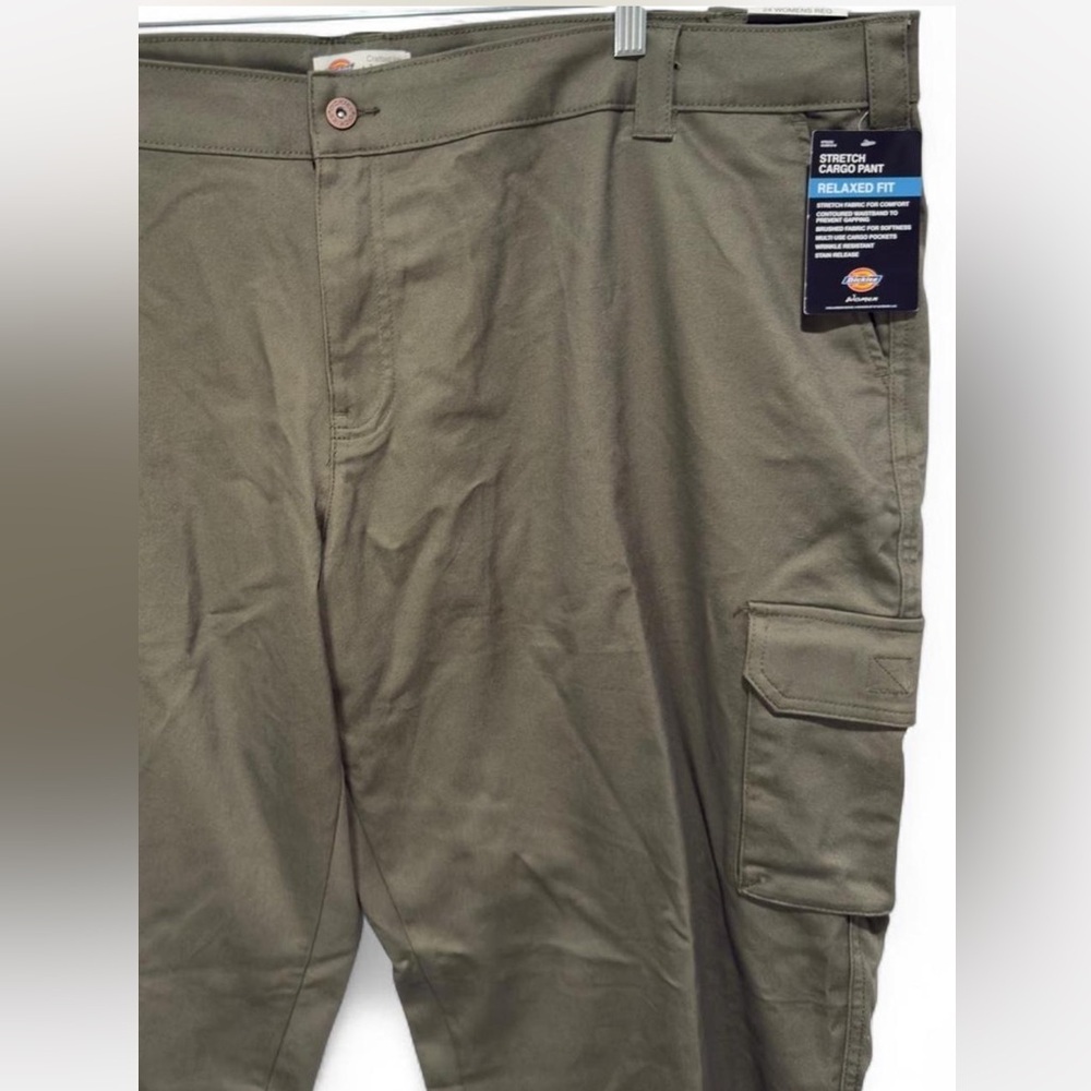 Dickies Plus Size Relaxed Fit Stretch Cargo Straight Leg Pants Utility Workwear - Picture 3 of 8